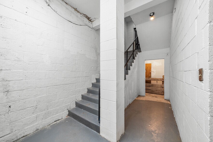 More Photos Of 379 Cherry St, Pottstown Flex For Lease