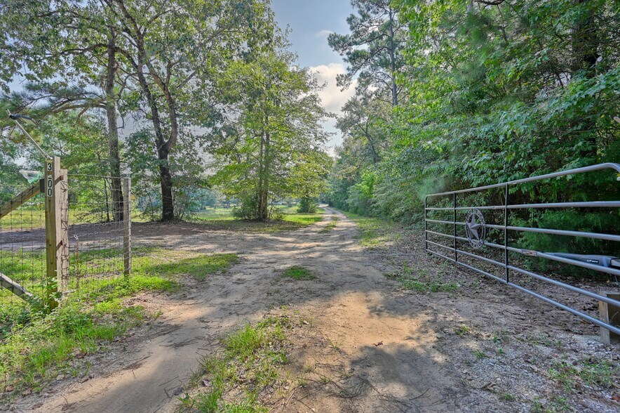More Photos Of 3200 Lazy Riv, Montgomery Land For Sale
