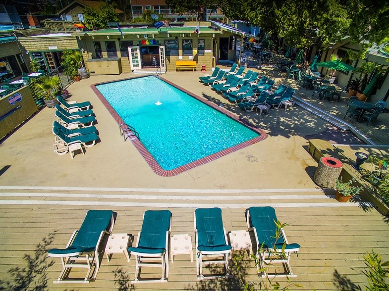 More Photos Of 16390 4th St, Guerneville Hotel For Sale