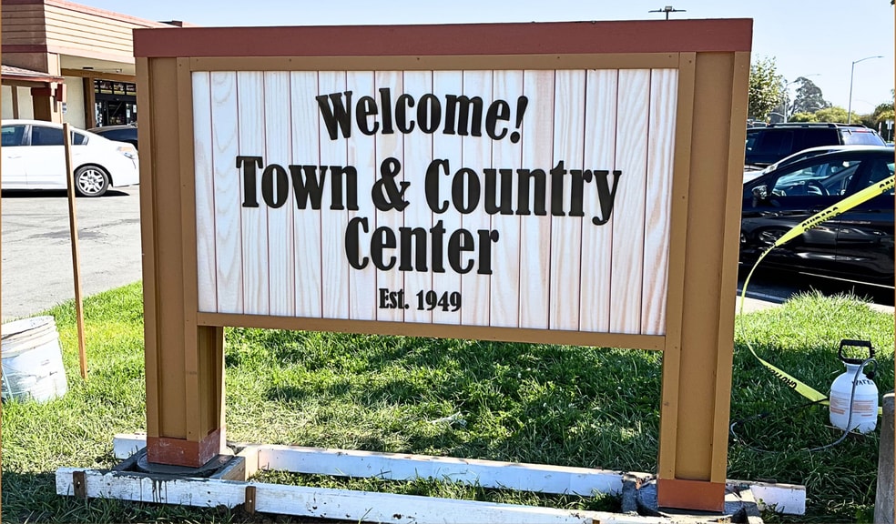 More Photos Of 1260 Main St, Watsonville Unknown For Lease