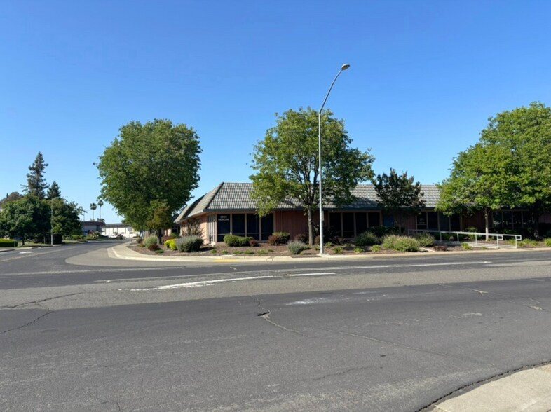 More Photos Of 1250 Harbor Blvd, West Sacramento Medical For Lease