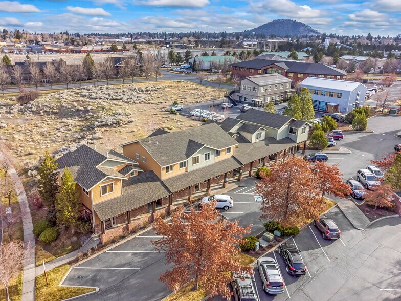 Primary Photo Of 376 SW Bluff Dr, Bend Office For Lease