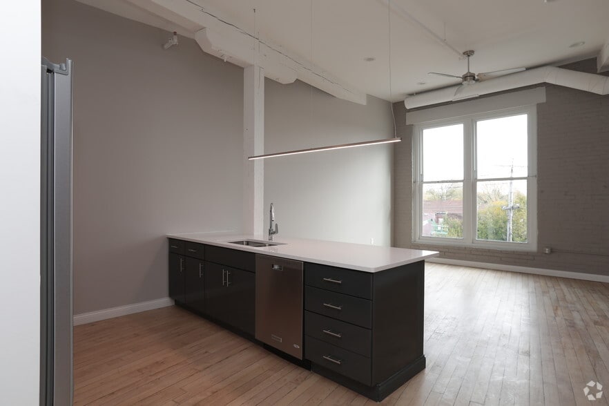 More Photos Of 2658 Scranton Rd, Cleveland Apartments For Lease