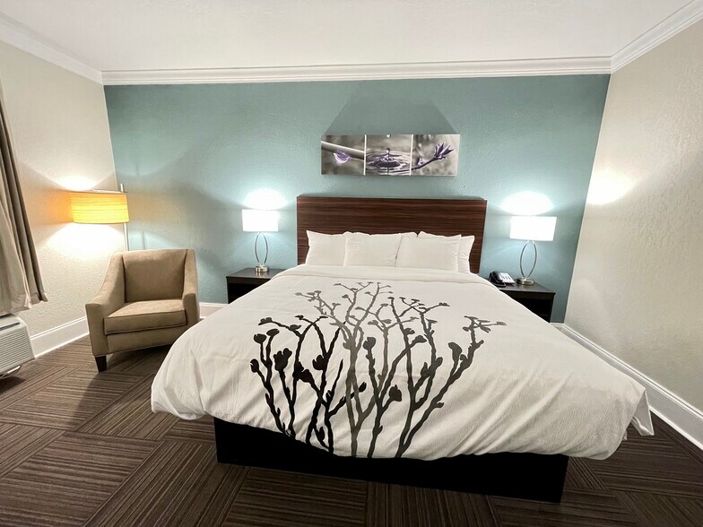 More Photos Of 4577 E Highway 20, Niceville Hotel For Sale