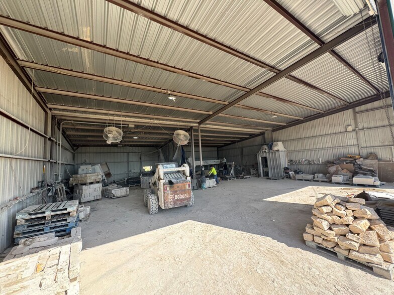 More Photos Of 450 Private Road 917, Georgetown Warehouse For Sale