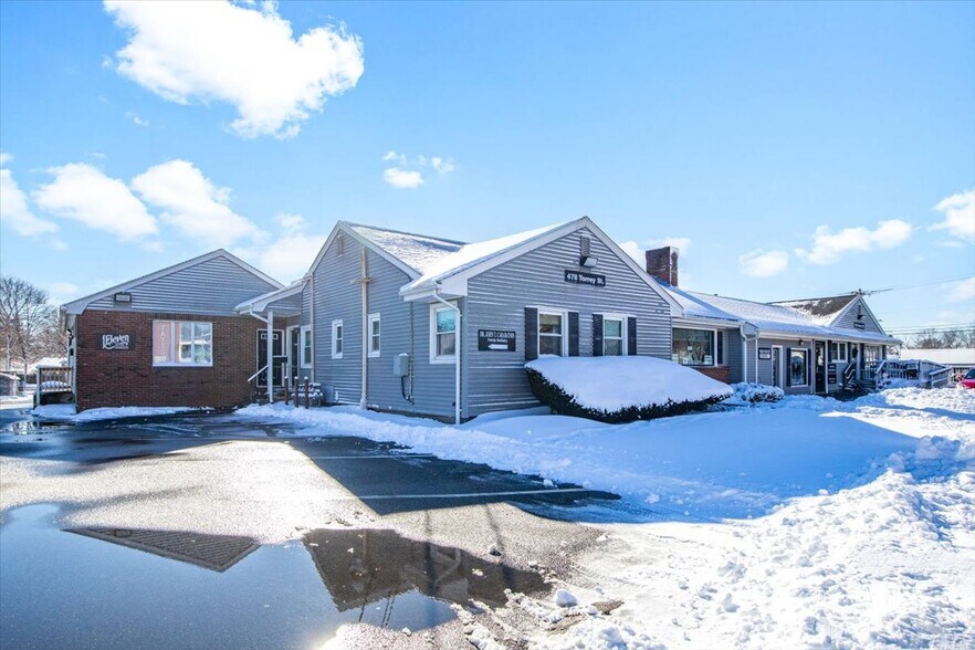 More Photos Of 478 Torrey St, Brockton Medical For Sale