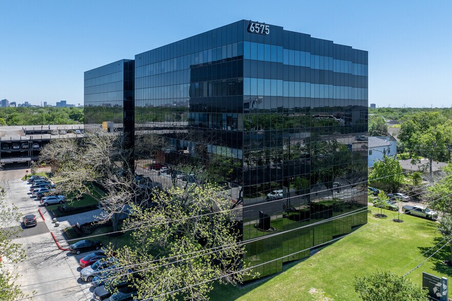 More Photos Of 6575 West Loop South, Bellaire Office For Lease