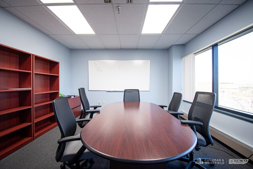 More Photos Of 6500 Rockside Rd, Independence Office For Sale