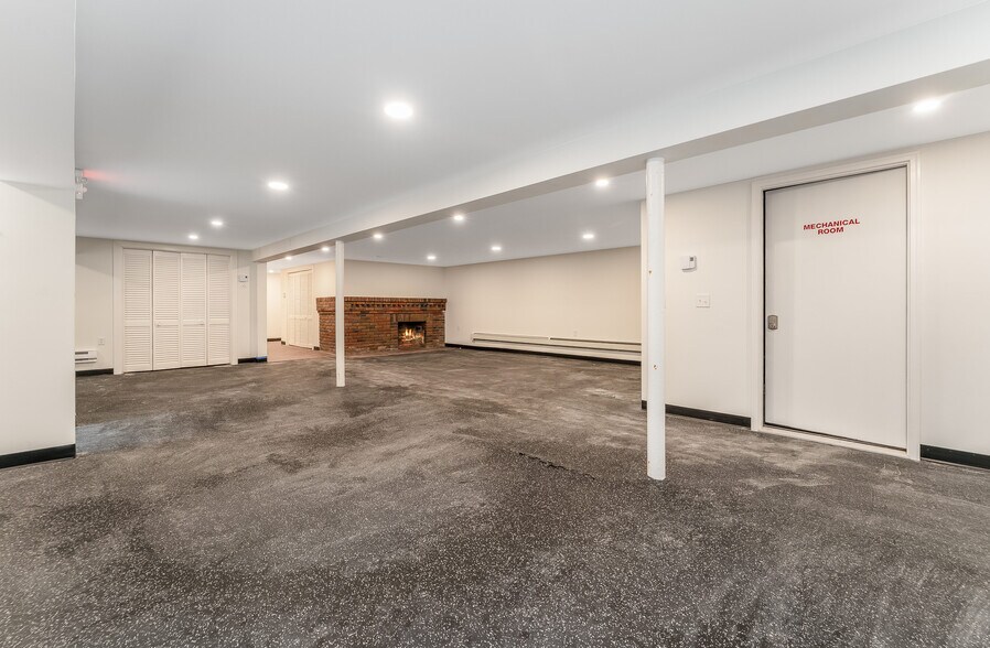 More Photos Of 2431 Route 57 East, Washington Office Residential For Sale