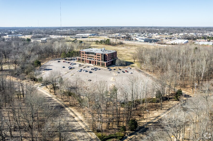 More Photos Of 7000 Goodlett Farms Pky, Cordova Medical For Lease