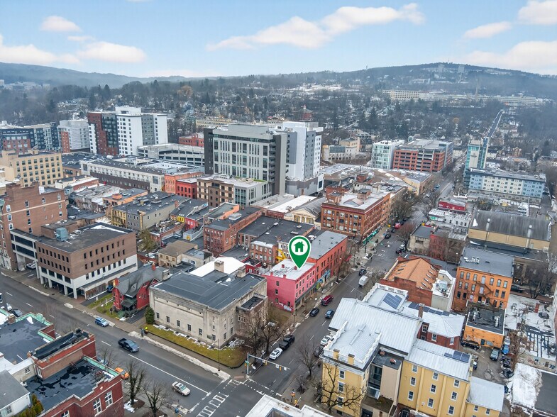 More Photos Of 109 N Cayuga St, Ithaca Apartments For Sale