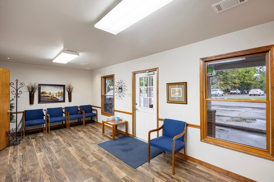 More Photos Of 1501 W C St, Russellville Healthcare For Sale