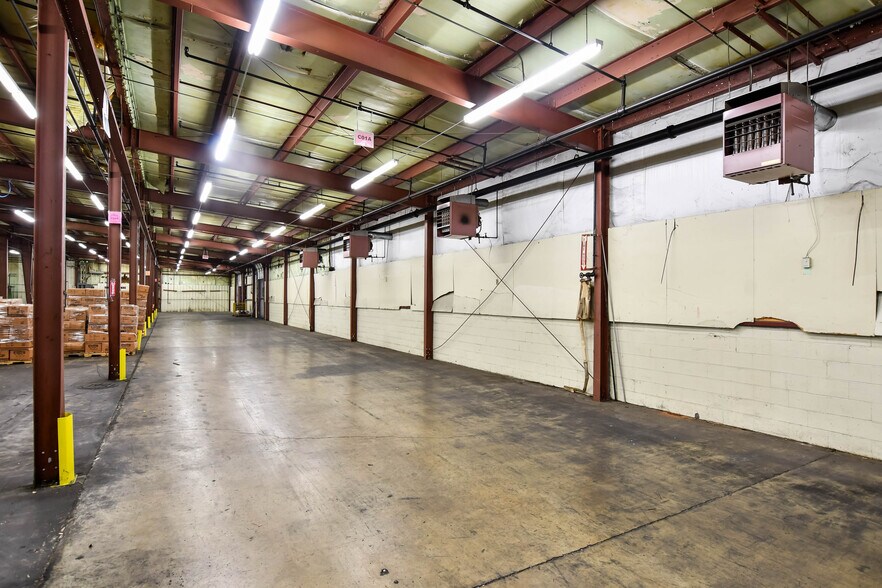 More Photos Of 124 N Charleston St, Blacksburg Warehouse For Sale