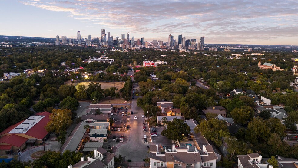 More Photos Of 2523 Durwood St, Austin Apartments For Sale