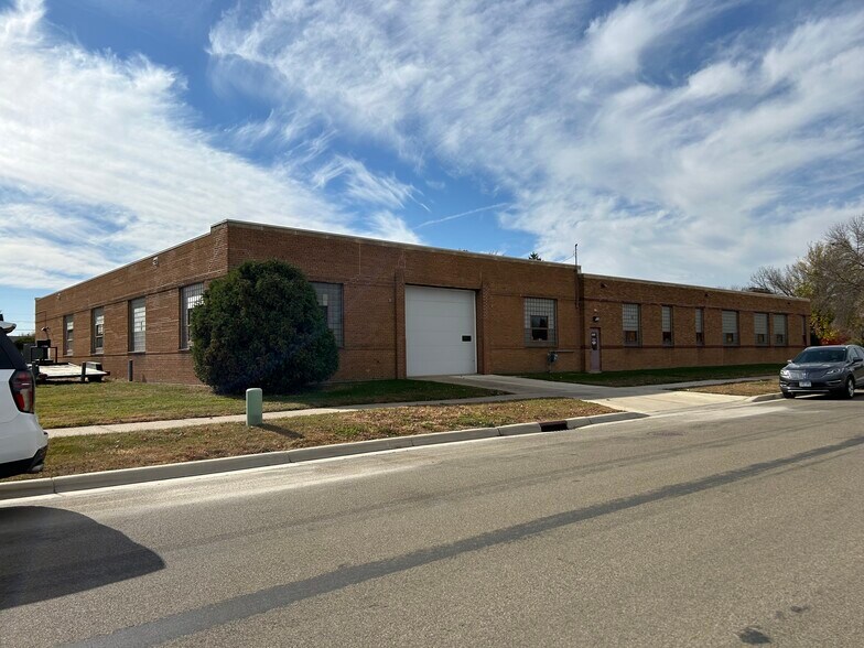 More Photos Of 1600 1st Ave NE, Austin Warehouse For Sale