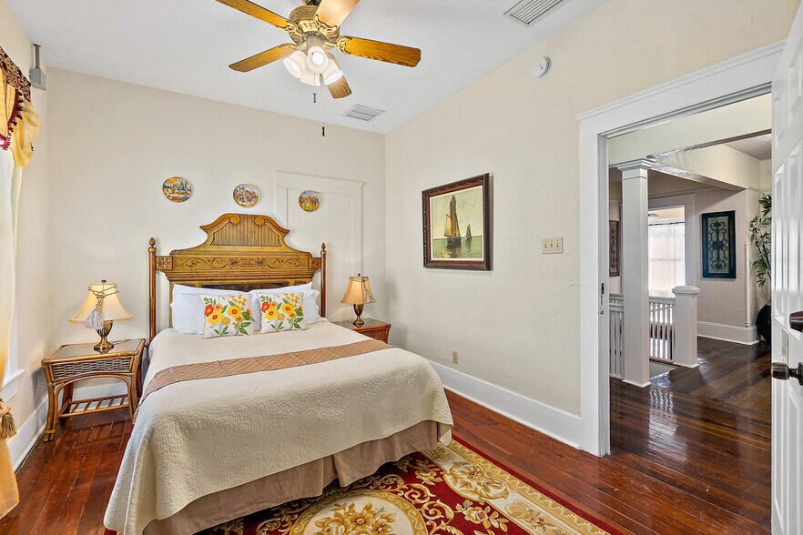 More Photos Of 444 S Beach St, Daytona Beach Hospitality For Sale