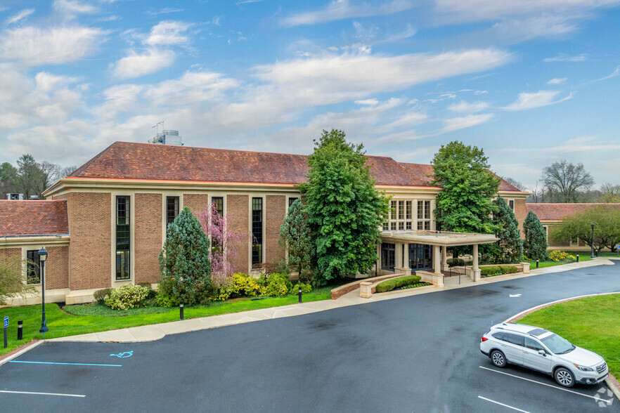 Primary Photo Of 20 Montchanin Rd, Greenville Office For Lease