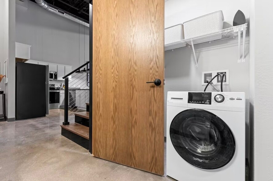 More Photos Of 216 Northland Ave, Green Bay Apartments For Sale