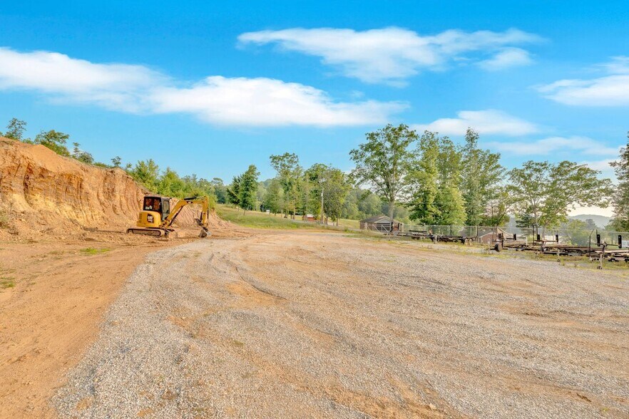 More Photos Of 1060 Paint Rock Ferry Rd, Kingston Specialty For Sale