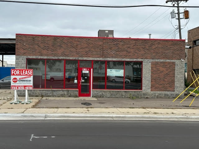 Primary Photo Of 436 E 14 Mile Rd, Madison Heights Auto Repair For Sale