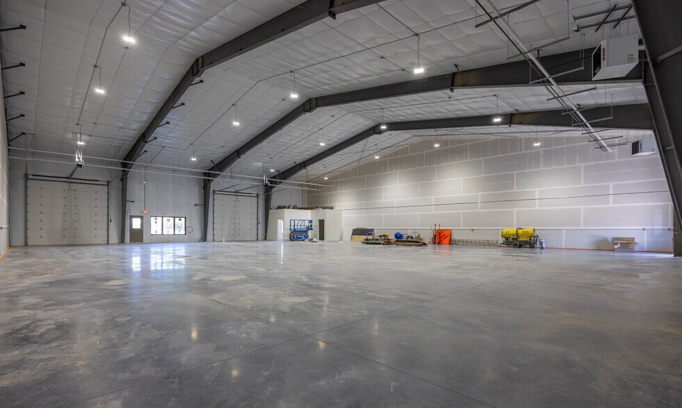 More Photos Of 9405 Futurity Dr, Missoula Warehouse For Lease