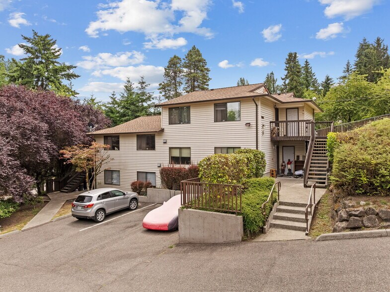 Primary Photo Of 13004 33rd Ave S, Tukwila Apartments For Sale