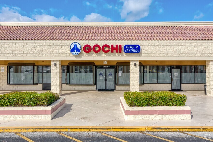 More Photos Of 14001-14211 W Colonial Dr, Winter Garden Unknown For Lease