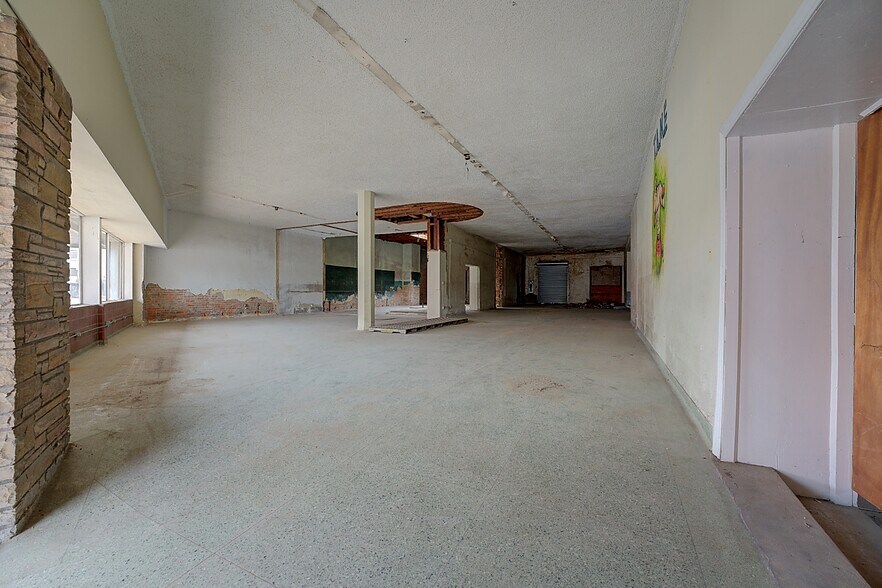 More Photos Of 406 N State Line Ave, Texarkana Storefront Retail Residential For Lease