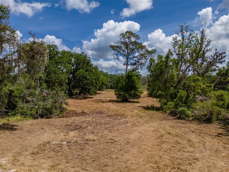 More Photos Of 5106 Bell Shoals Rd, Valrico Land For Sale