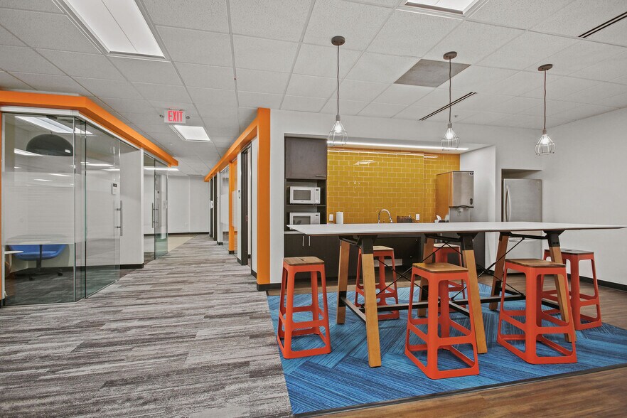 More Photos Of 5850 Opus Pky, Minnetonka Office For Lease