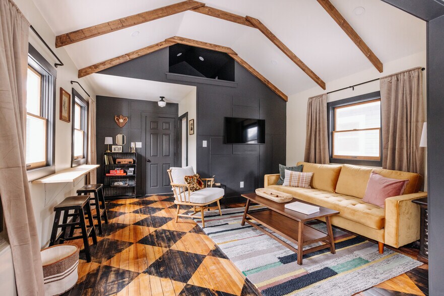 More Photos Of 116 Firehouse Rd, Pocono Pines Apartments For Sale