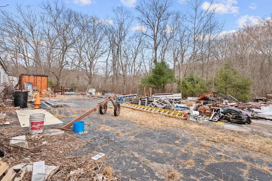 More Photos Of 1531 Route 163, Oakdale Auto Repair For Sale