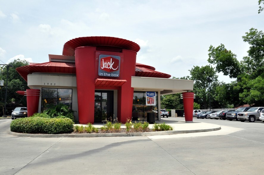 More Photos Of 1703 N Airline Hwy, Gonzales Fast Food For Sale