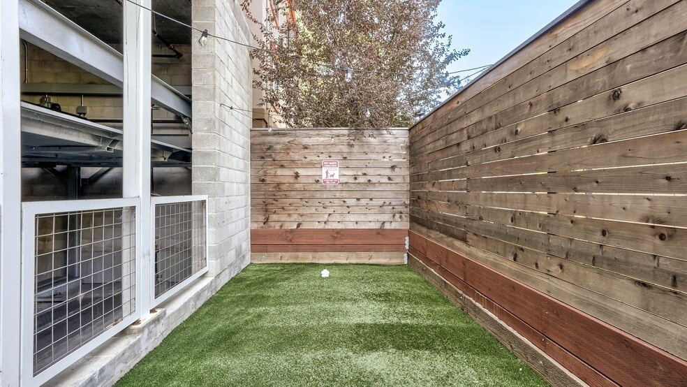 More Photos Of 4801 Shattuck Ave, Oakland Apartments For Sale