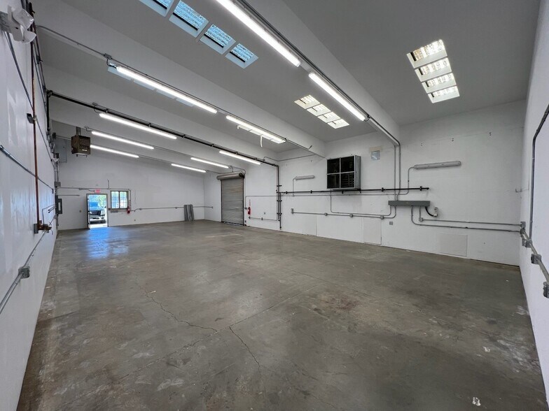 Primary Photo Of 504 Washington St, Calistoga Warehouse For Lease