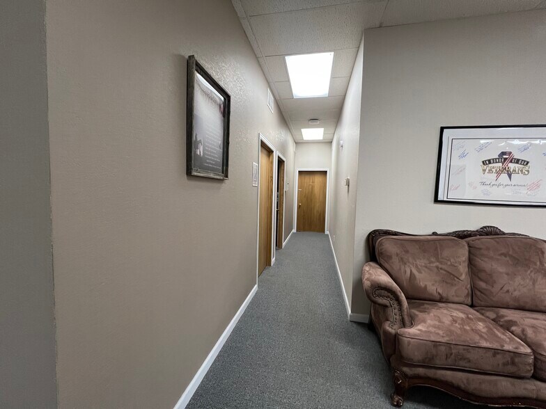 More Photos Of 402 E Main St, Riverton Storefront Retail Office For Sale