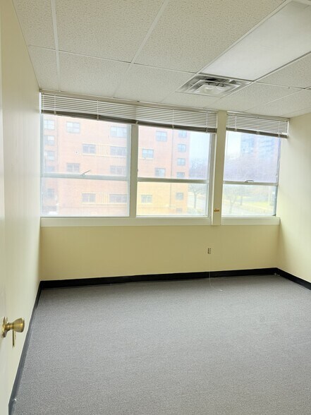 More Photos Of 731 James St, Syracuse Office Residential For Lease