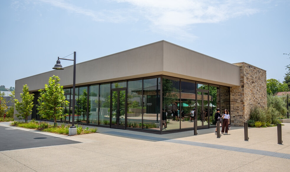 More Photos Of 23465 Civic Center Way, Malibu Unknown For Lease