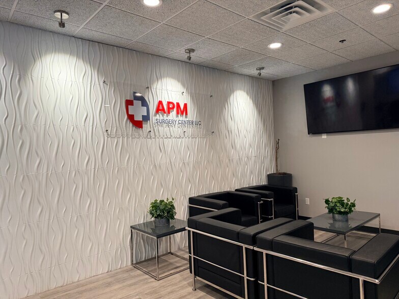 More Photos Of 604 W Warner Rd, Chandler Medical For Sale