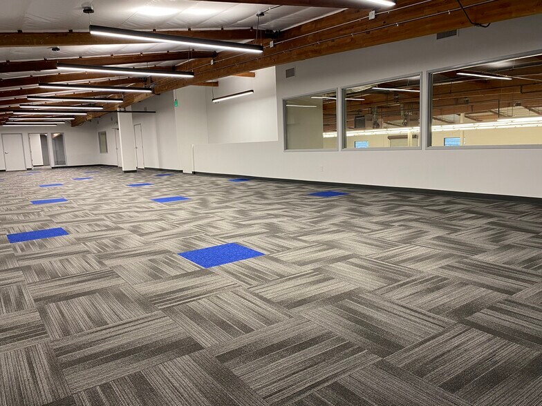 More Photos Of 4209 Vanowen Pl, Burbank Warehouse For Lease