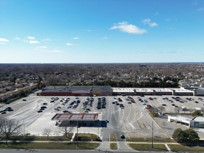 More Photos Of 41701-41941 Garfield Rd, Clinton Township Unknown For Lease