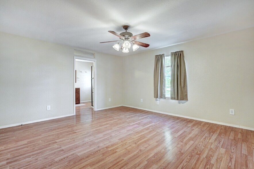 More Photos Of 201 Church Hill Ln, Liberty Hill Specialty For Sale