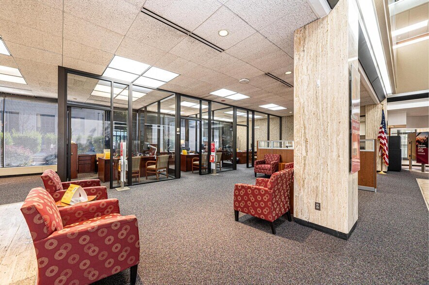 More Photos Of 200 1st Ave NW, Hickory Office For Sale