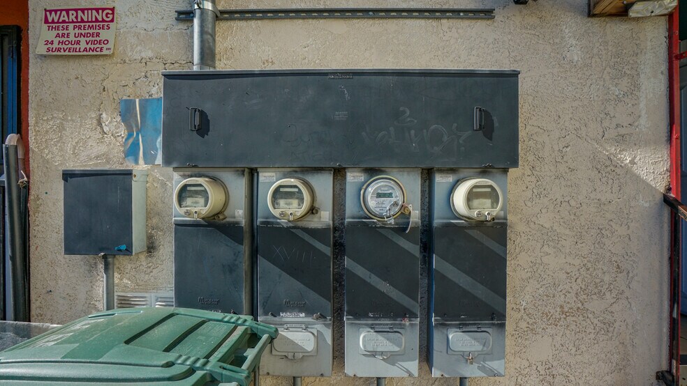 More Photos Of 2526 Daly St, Los Angeles Storefront For Sale