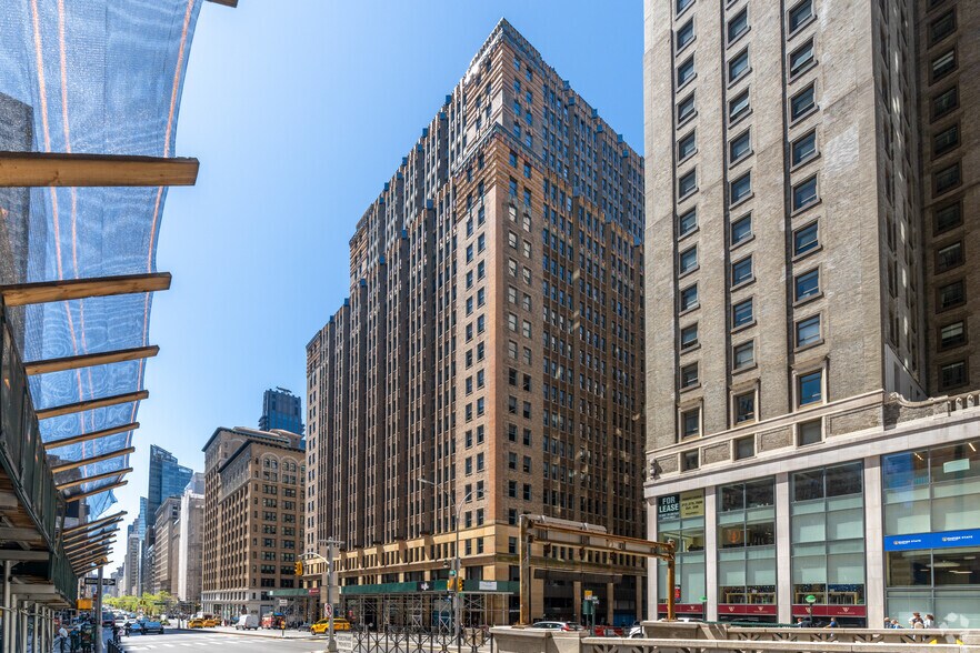 More Photos Of 2 Park Avenue, New York Coworking Space