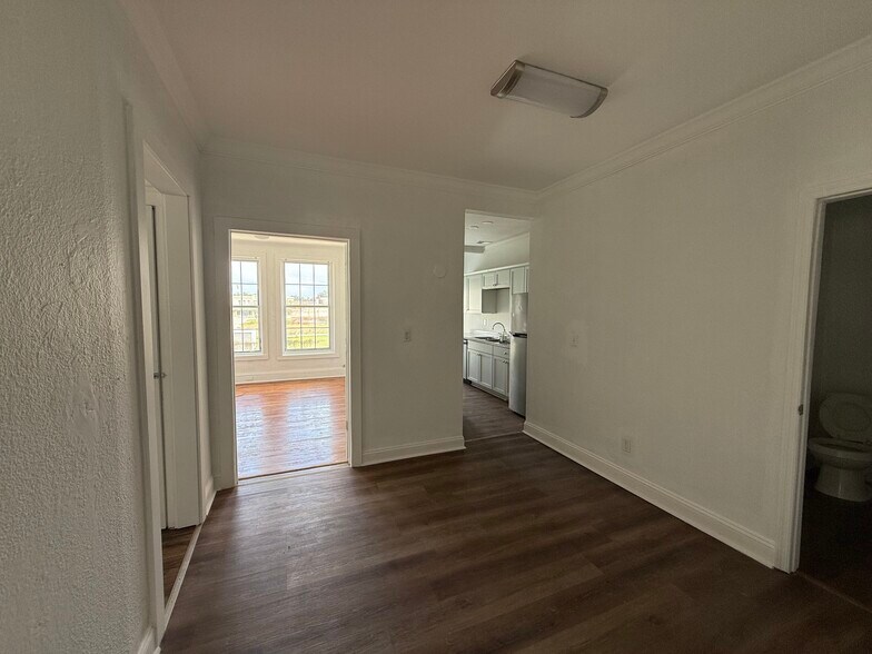More Photos Of 150 Church St SW, Pelham Office Residential For Sale