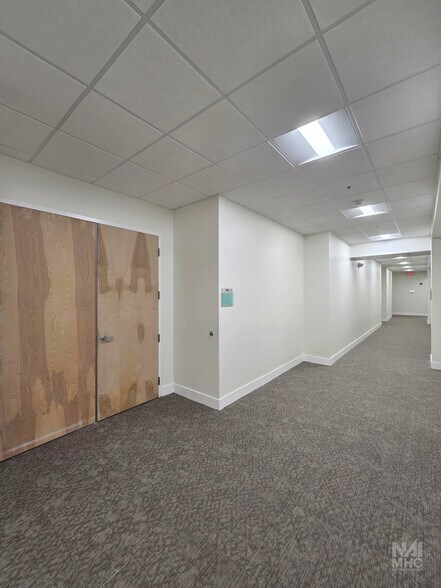 More Photos Of 1400 E Newport Center Dr, Deerfield Beach Office For Lease
