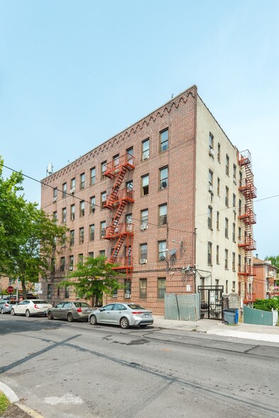 More Photos Of 2105 Blackrock Ave, Bronx Apartments For Sale