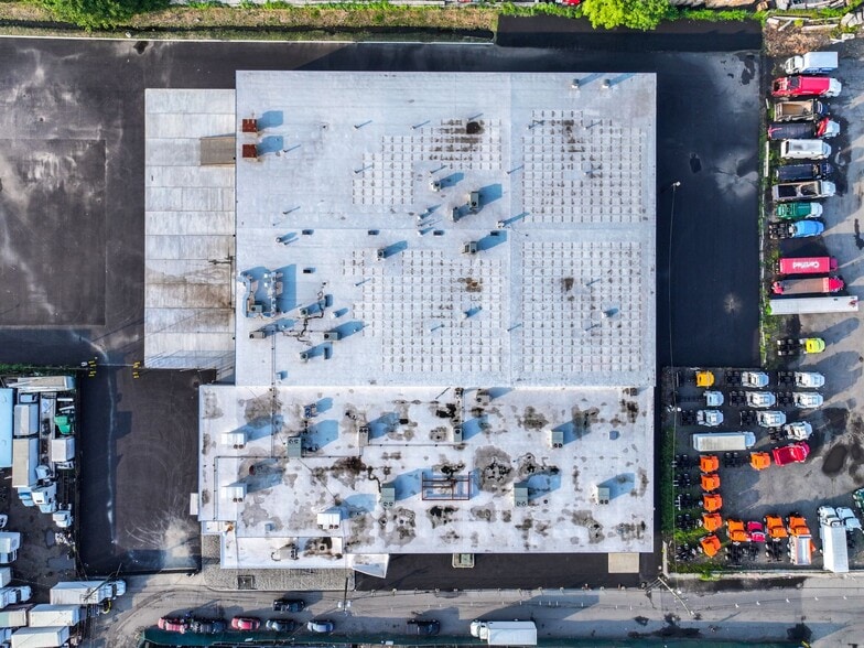 More Photos Of 83 Broad Ave, Fairview Warehouse For Lease