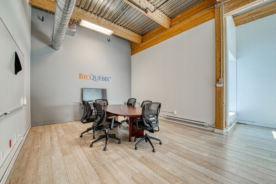 More Photos Of 1400-1460 Boul De L'innovation, Bromont Industrial For Sale